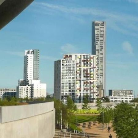 New Manhattan Loft Gardens Stratford London Exterior foto