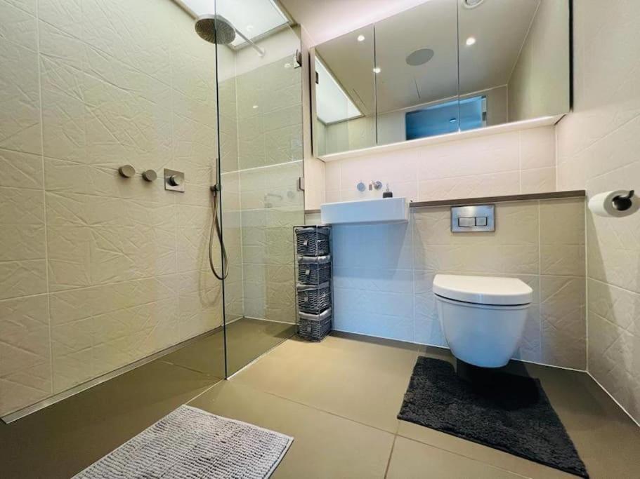 New Manhattan Loft Gardens Stratford London Exterior foto
