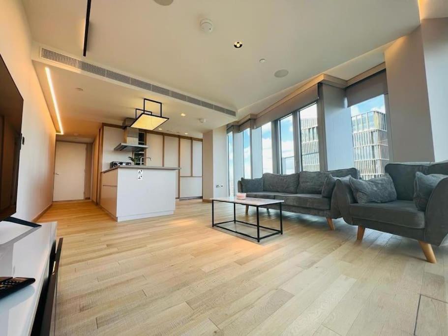 New Manhattan Loft Gardens Stratford London Exterior foto